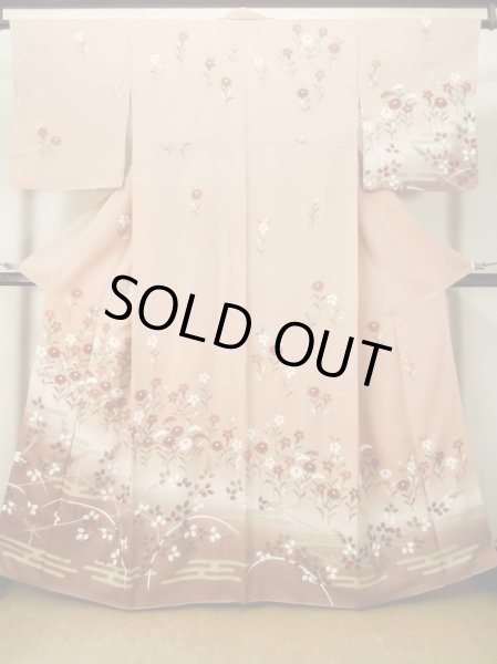 Photo1: M0330H Used Japanese women  Coral HOUMONGI formal / Silk. Chrysanthemum, fringed pink pattern  (Grade C) (1)