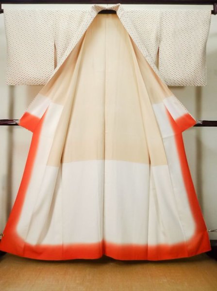 Photo2: M0330T Used Japanese women  Ivory KOMON dyed / Silk. Folding fan   (Grade C) (2)