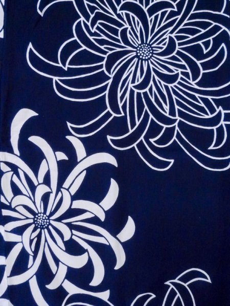 Photo3: M0331C Used Japanese women  Indigo Blue YUKATA summer(made in Japan) / Cotton. Chrysanthemum   (Grade B) (3)