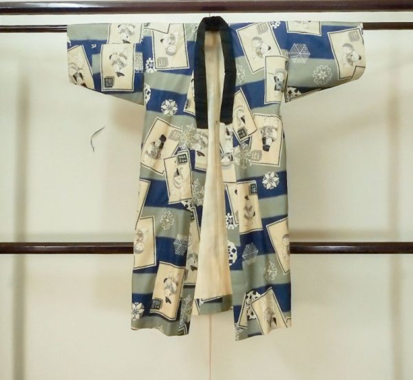 Photo1: M0505E Used Japanese menDark Grayish Blue Kids / Silk. Abstract pattern,   (Grade C) (1)