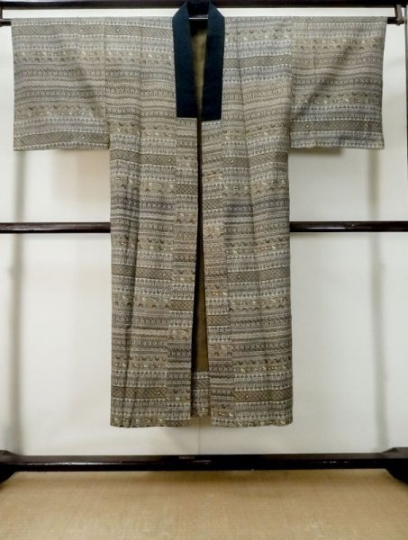 Photo1: M0516G Used Japanese men Dark Golden Yellow Men's Juban / Wool. Chinz pattern   (Grade D) (1)