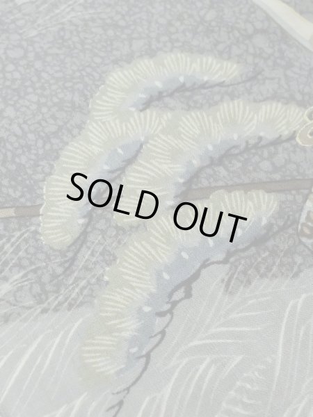 Photo8: M0516U Used Japanese men  Gray Men's Juban / Wool. Pine tree/branch/needle, Samurai helmet, shell, arrow pattern[  (Grade C) (8)