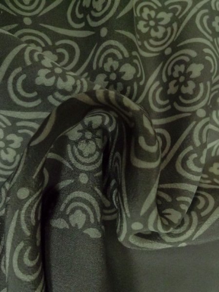 Photo11: M0517E Used Japanese men Grayish Gray Men's Juban / Synthetic. Tiger, The lining has a few soils, stains or turned yellow.  (Grade D) (11)