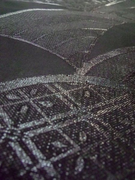Photo10: M0525R Vintage Japanese Kimono   Black NAGOYA OBI sash Wave Silk. (Grade A) (10)