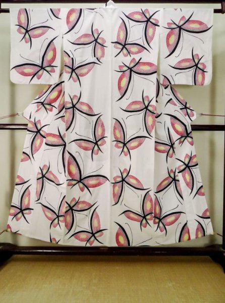 Photo1: M0613P Used Japanese women  White YUKATA summer(made in Japan) / Cotton. Butterfly   (Grade C) (1)