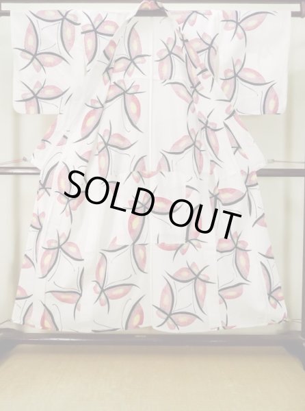 Photo3: M0613P Used Japanese women  White YUKATA summer(made in Japan) / Cotton. Butterfly   (Grade C) (3)