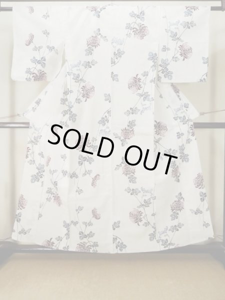 Photo2: M0614D Used Japanese women  White YUKATA summer(made in Japan) / Cotton/hemp Chrysanthemum   (Grade C) (2)