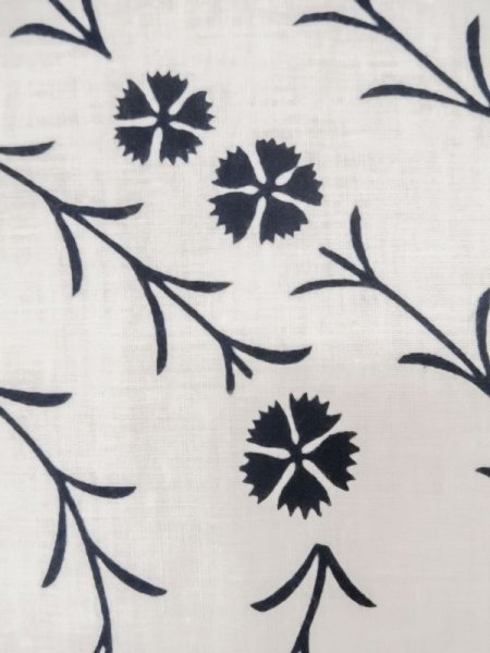 Photo6: M0620A Used Japanese men  Off White woWomen's Yukata / Cotton. Flower,   (Grade C) (6)