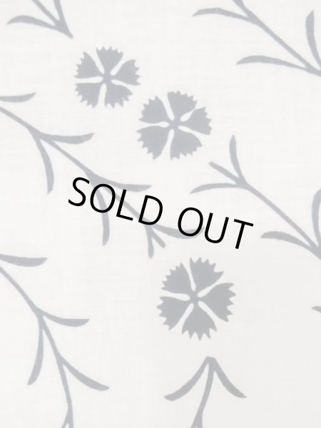 Photo6: M0620A Used Japanese men  Off White woWomen's Yukata / Cotton. Flower,   (Grade C) (6)