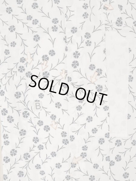 Photo17: M0620A Used Japanese men  Off White woWomen's Yukata / Cotton. Flower,   (Grade C) (17)