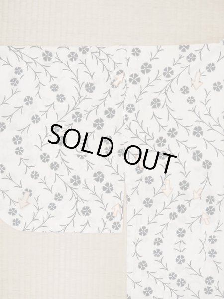 Photo22: M0620A Used Japanese men  Off White woWomen's Yukata / Cotton. Flower,   (Grade C) (22)