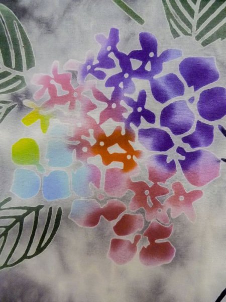Photo6: M0620G Used Japanese men  Gray Women's Yukata / Cotton. Leaf Hydrangea (Hydrangea macrophylla) pattern  (Grade D) (6)
