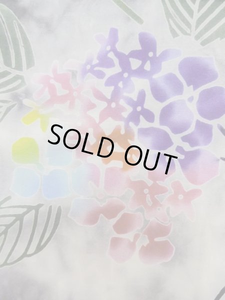 Photo6: M0620G Used Japanese men  Gray Women's Yukata / Cotton. Leaf Hydrangea (Hydrangea macrophylla) pattern  (Grade D) (6)