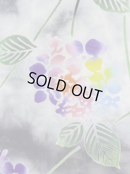 Photo8: M0620G Used Japanese men  Gray Women's Yukata / Cotton. Leaf Hydrangea (Hydrangea macrophylla) pattern  (Grade D) (8)