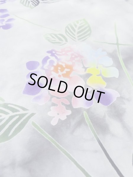 Photo9: M0620G Used Japanese men  Gray Women's Yukata / Cotton. Leaf Hydrangea (Hydrangea macrophylla) pattern  (Grade D) (9)