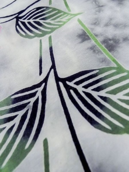 Photo10: M0620G Used Japanese men  Gray Women's Yukata / Cotton. Leaf Hydrangea (Hydrangea macrophylla) pattern  (Grade D) (10)