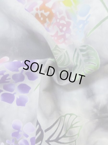 Photo12: M0620G Used Japanese men  Gray Women's Yukata / Cotton. Leaf Hydrangea (Hydrangea macrophylla) pattern  (Grade D) (12)