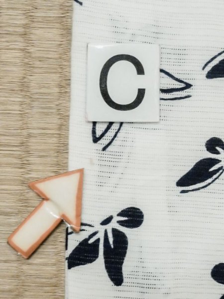 Photo15: M0620I Used Japanese men  White Women's Yukata / Cotton/hemp Butterfly   (Grade C) (15)