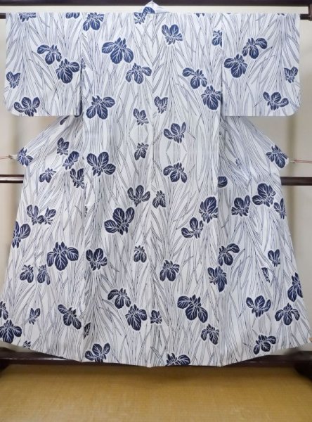 Photo1: M0620P Used Japanese men  White Women's Yukata / Cotton. Iris   (Grade C) (1)