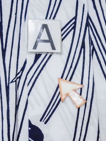 Photo14: M0620P Used Japanese men  White Women's Yukata / Cotton. Iris   (Grade C) (14)