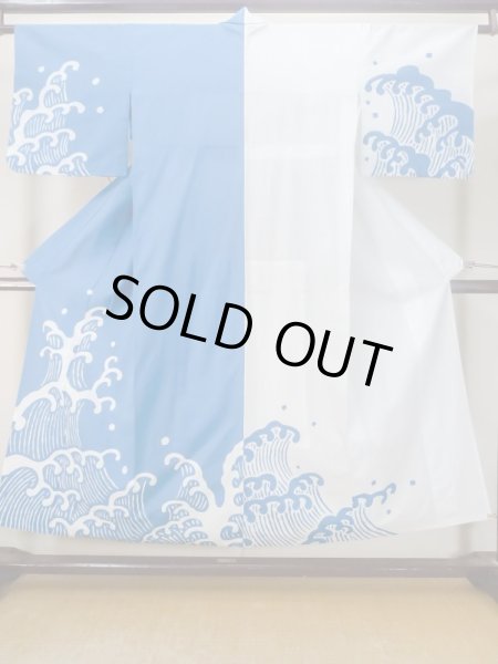 Photo1: M0620R Used Japanese men  White Men's Yukata / Cotton. Wave   (Grade C) (1)