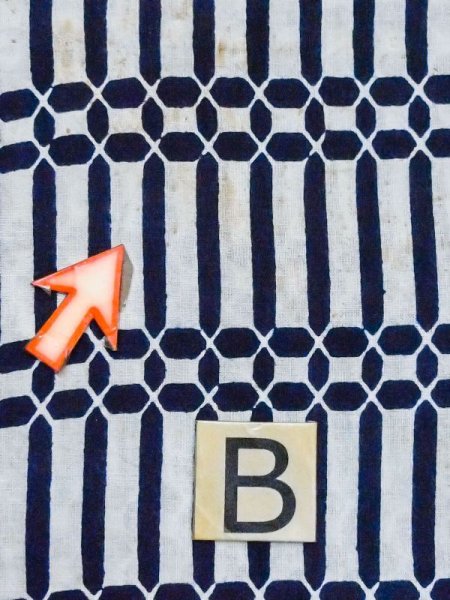 Photo13: M0620T Used Japanese men  White Women's Yukata / Cotton/hemp Abstract pattern   (Grade C) (13)