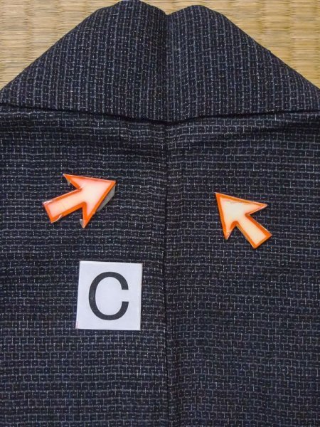 Photo14: M0620Y Used Japanese men  Black Men's Yukata / Silk. Tortoise-shell pattern(Hexagonal pattern)   (Grade C) (14)