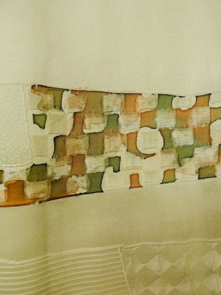 Photo7: M0627F Used Japanese women Pale Beige HAORI short jacket / Silk. Abstract pattern   (Grade B) (7)