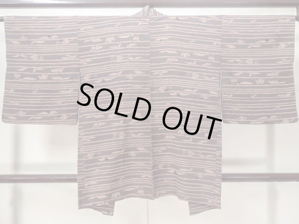 Photo2: M0627G Used Japanese women  Brown HAORI short jacket / Silk. Flower,   (Grade B) (2)