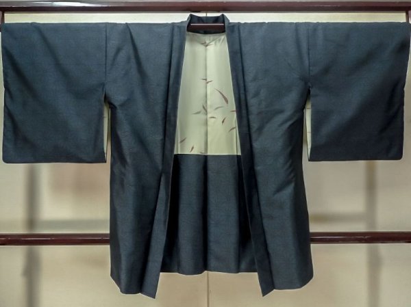 Photo1: Mint M0627N Used Japanese women Dark Navy Blue HAORI short jacket / Silk. Hemp leaf   (Grade A) (1)