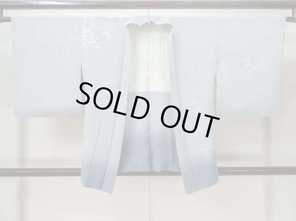 Photo1: M0627Q Used Japanese women Pale Light Blue HAORI short jacket / Silk. Flower,   (Grade C) (1)