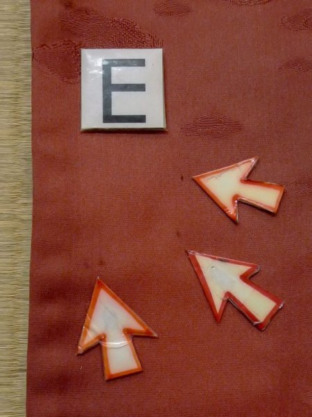 Photo19: M0627S Used Japanese women Dark Red HAORI short jacket / Silk. Flower,   (Grade C) (19)