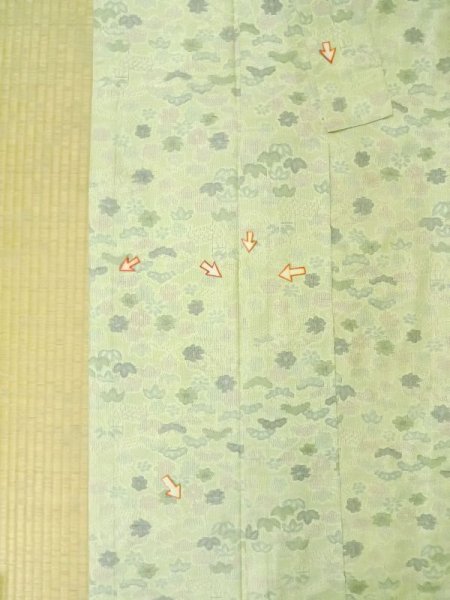 Photo18: M0704Z Used Japanese women Light Yellowish Green OSHIMA TSUMGI pongee / Silk. Flower,   (Grade C) (18)