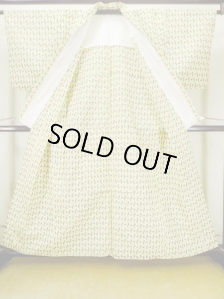 Photo2: M0705C Used Japanese women  Yellow HITOE unlined / Synthetic. Flower,   (Grade C) (2)