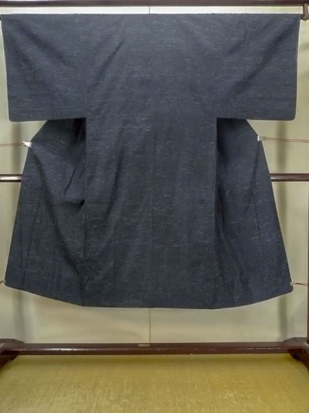 Photo1: M0705E Used Japanese men  Navy Blue Men's Haori / Silk.  This is a coat.  (Grade B) (1)
