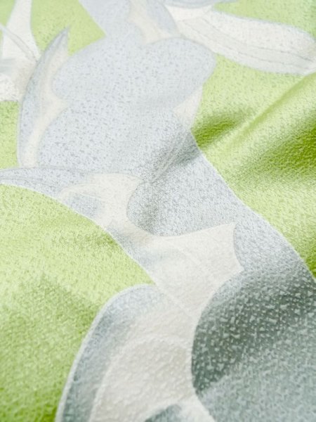 Photo8: Mint M0720D Used Japanese women Shiny Yellowish Green KOMON dyed / Silk. Flower,   (Grade A) (8)