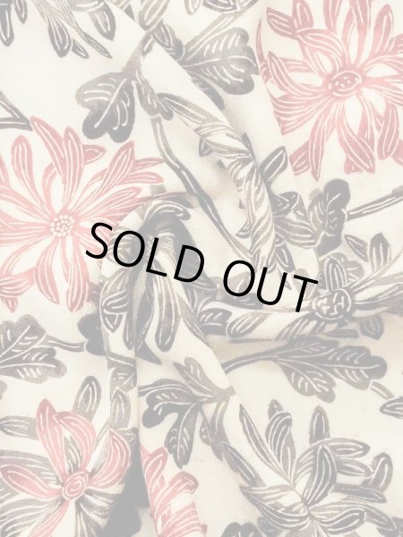 Photo9: M0720W Used Japanese women  Ivory KOMON dyed / Silk. Chrysanthemum   (Grade C) (9)