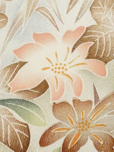 Photo5: M0720X Used Japanese women  Beige KOMON dyed / Silk. Flower,   (Grade A) (5)