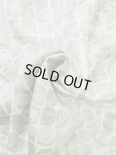 Photo10: Mint M0728C Used Japanese women  Gray KOMON dyed / Silk. Quadrangle,   (Grade A) (10)