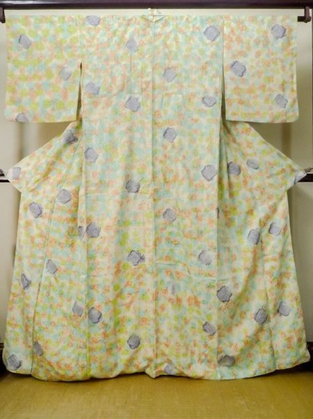 Photo1: M0728I Used Japanese women  White KOMON dyed / Silk. Flower,   (Grade C) (1)