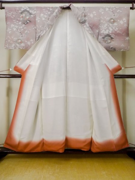 Photo2: Mint M0728X Used Japanese womenPale Grayish Pink KOMON dyed / Silk. Peony,   (Grade A) (2)