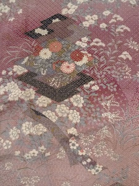 Photo3: Mint M0728X Used Japanese womenPale Grayish Pink KOMON dyed / Silk. Peony,   (Grade A) (3)