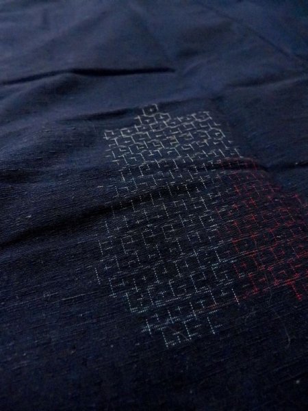 Photo8: Mint M0729B Used Japanese women  Indigo Blue TSUMUGI pongee / Silk. Abstract pattern   (Grade A) (8)
