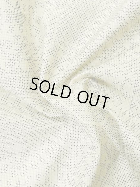 Photo12: M0808B Vintage Japanese women   Ivory OSHIMA-TSUMUGI / Silk. Quadrangle,   (Grade C) (12)