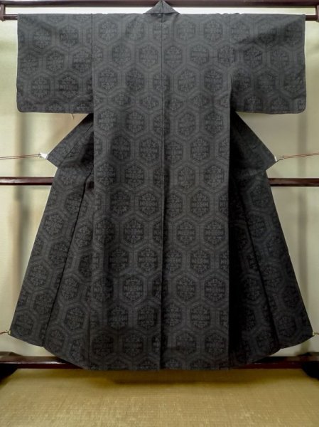 Photo1: Mint M0808K Vintage Japanese women  Dark Gray HITOE unlined / Silk. Tortoise-shell pattern(Hexagonal pattern),   (Grade A) (1)