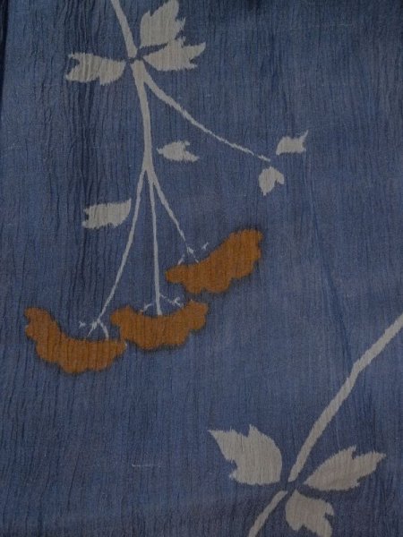 Photo3: M0808W Vintage Japanese women   Navy Blue OJIYACHIJIMI / Linen. Flower, Stains and other damages all over.  (Grade D) (3)