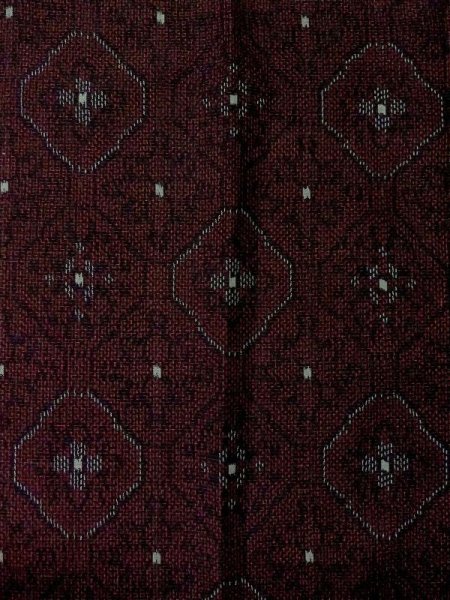 Photo3: Mint M0829A Vintage Japanese women  Dark Dark Red OSHIMA-TSUMUGI / Silk. Abstract pattern   (Grade A) (3)