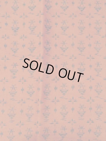 Photo4: M0829C Vintage Japanese women   Vermilion MICHIYUKI outer coat / Silk. Abstract pattern   (Grade C) (4)