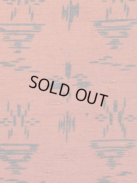 Photo6: M0829C Vintage Japanese women   Vermilion MICHIYUKI outer coat / Silk. Abstract pattern   (Grade C) (6)