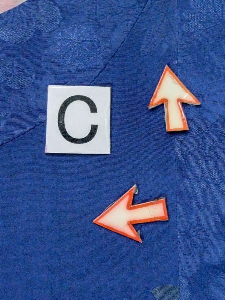 Photo19: M0829H Antique Japanese women  Vivid Blue MICHIYUKI outer coat / Silk. Peony,   (Grade C) (19)